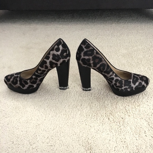 Michael Kors Leopard Platform - Picture 3 of 5